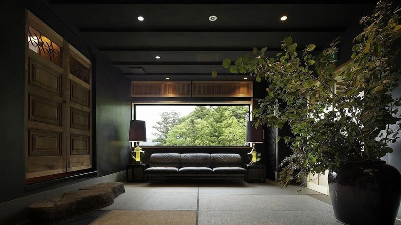 柚子屋旅館 金沢 緑草音