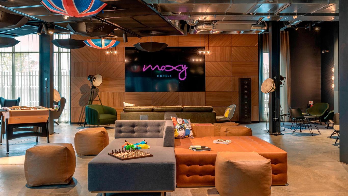 Moxy ロンドン ヒースロー空港