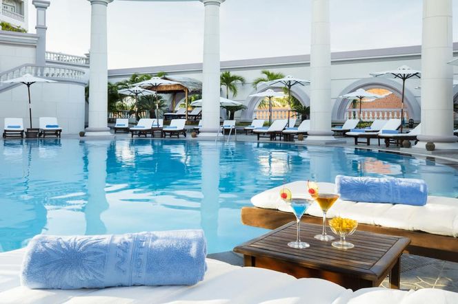 サンライズ ニャチャン ビーチ ホテル スパ