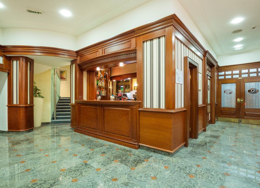 フロントデスク 写真