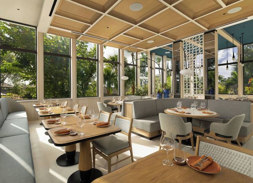 レストラン 写真