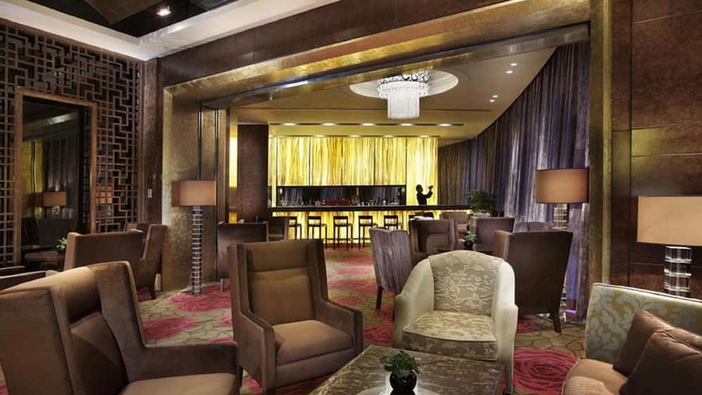 北京康源瑞廷酒店 (ラデガスト レイク ビュー ホテル)