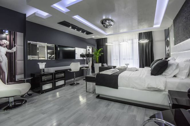 ホテル ミラー スコピエ