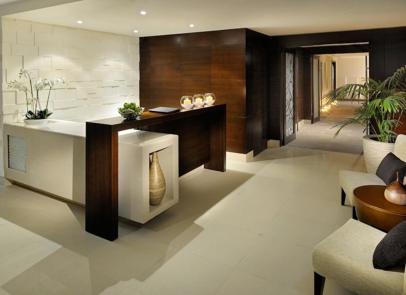 フロントデスク 写真