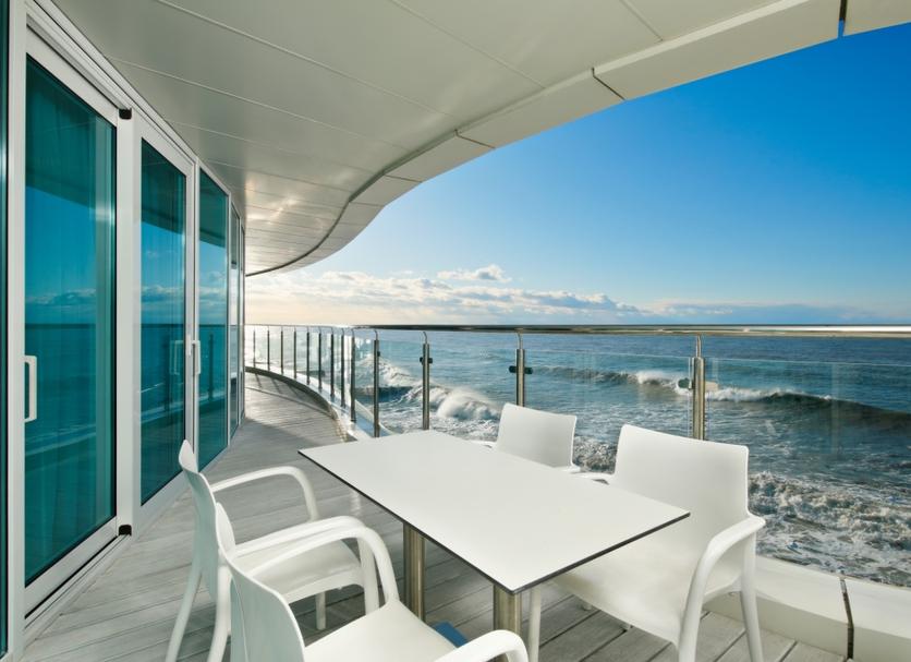 バルコニー 写真