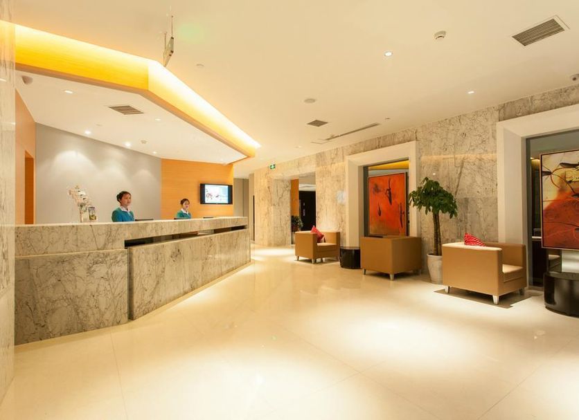 フロントデスク 写真