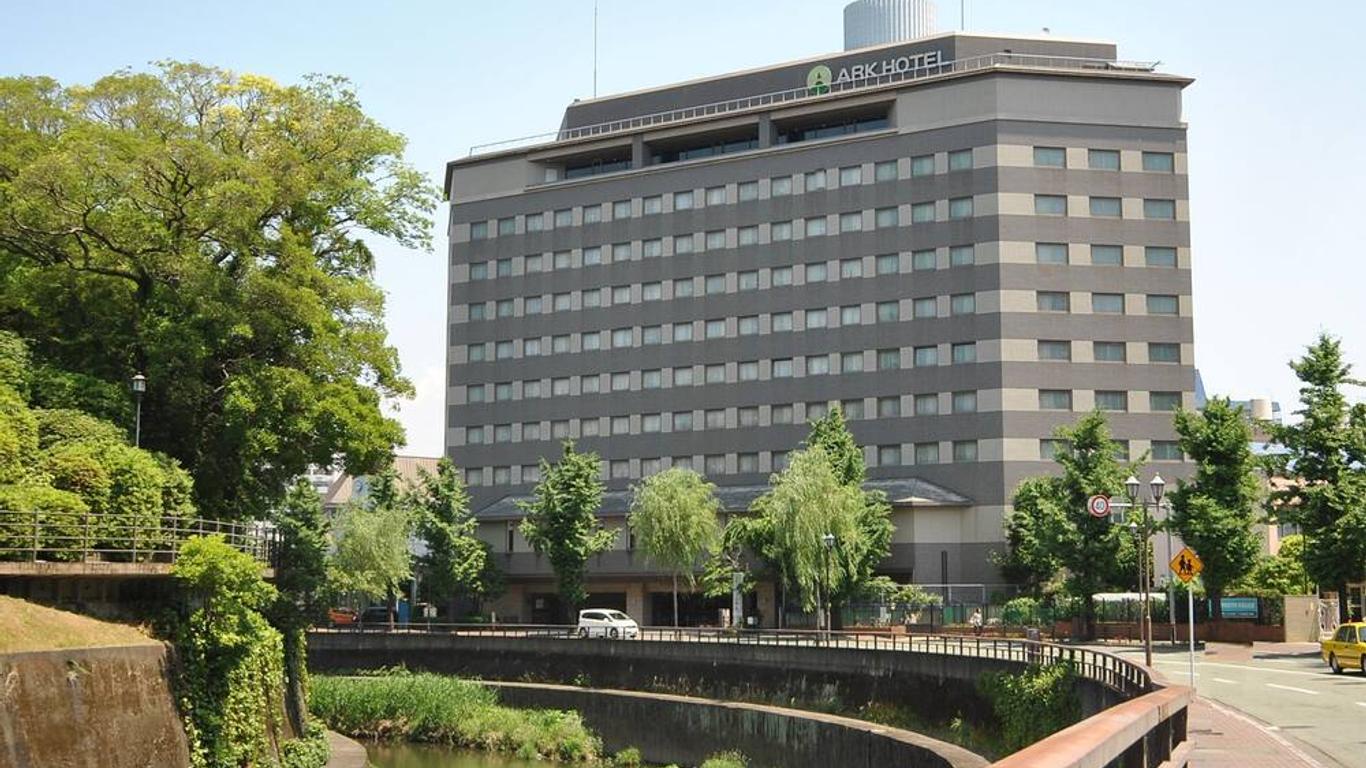 アークホテル熊本城前