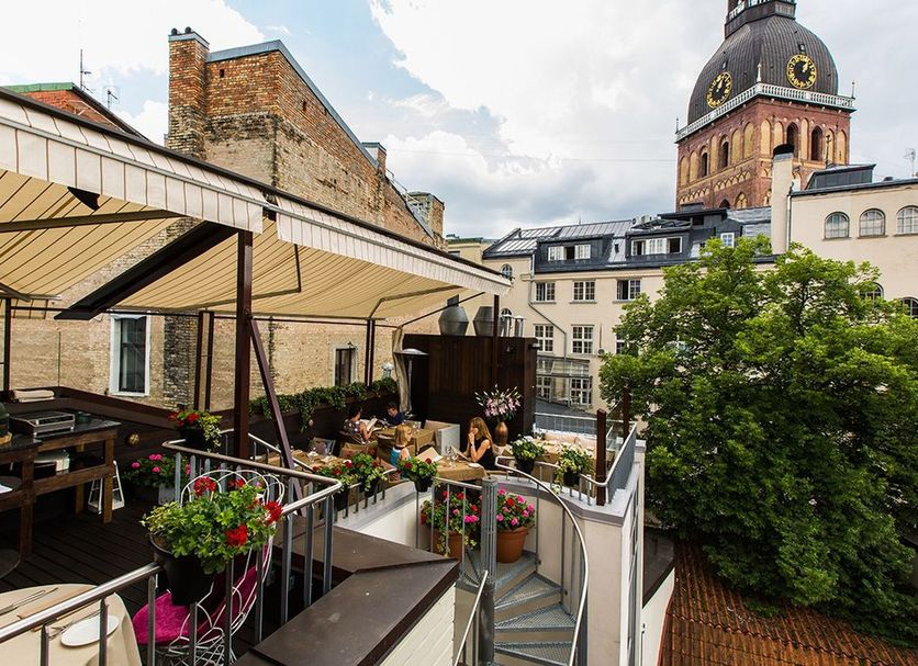 バルコニー 写真