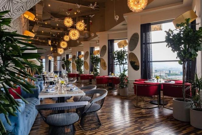 カザフスタン ホテル