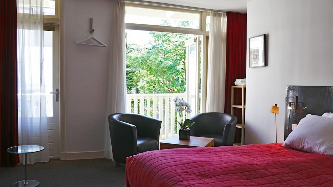 アドリアン ファン オスターデ B&B