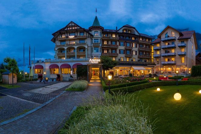 ホテル ヴィクトリア ラウバーホルン