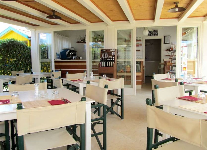 レストラン 写真