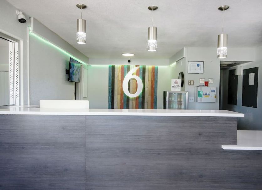 フロントデスク 写真