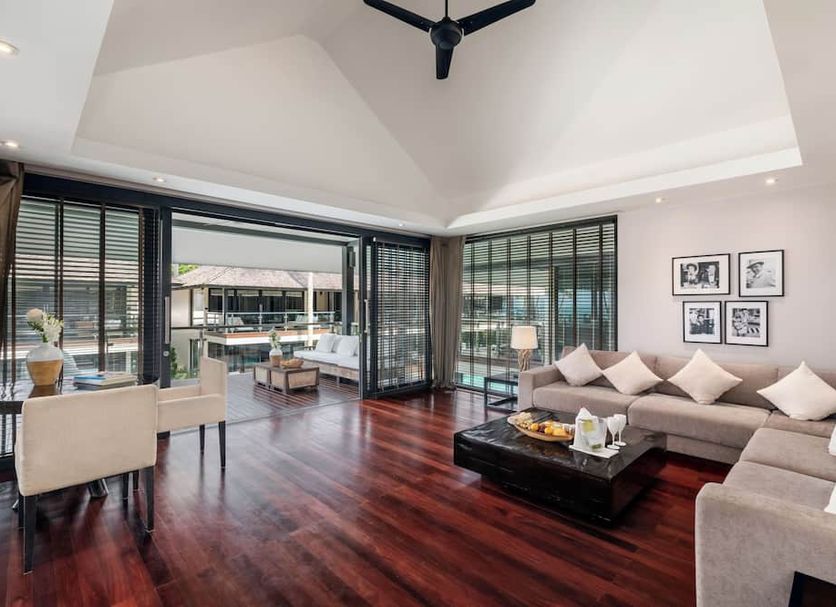 リビングルーム 写真