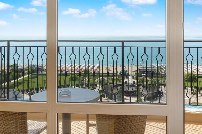 DIT マジェスティック ビーチ リゾート