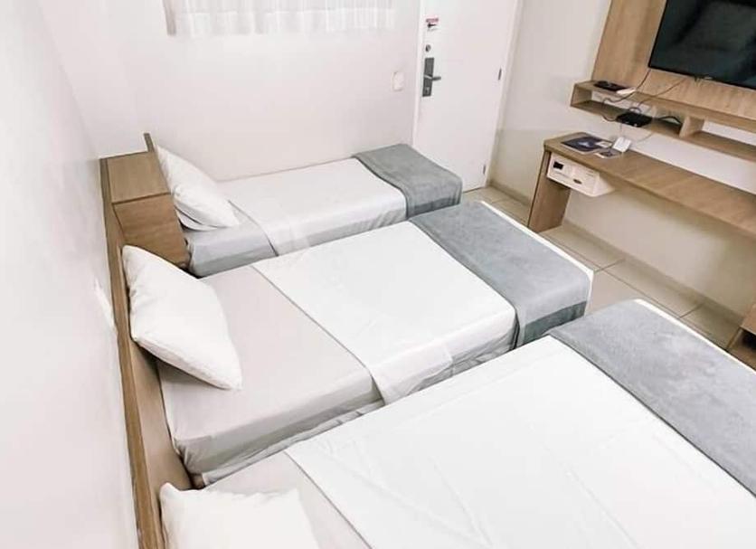 寝室 写真