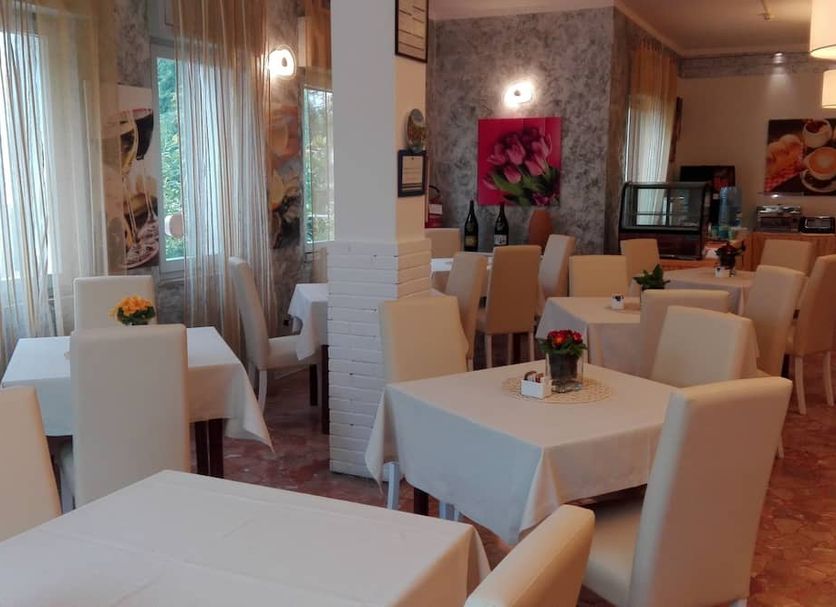 レストラン 写真