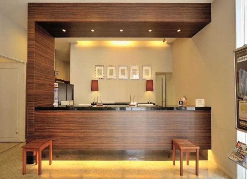 フロントデスク 写真