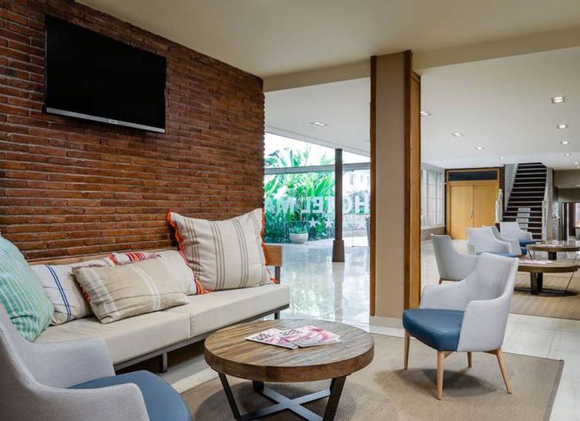 リビングルーム 写真