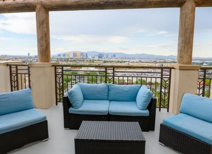 バルコニー 写真