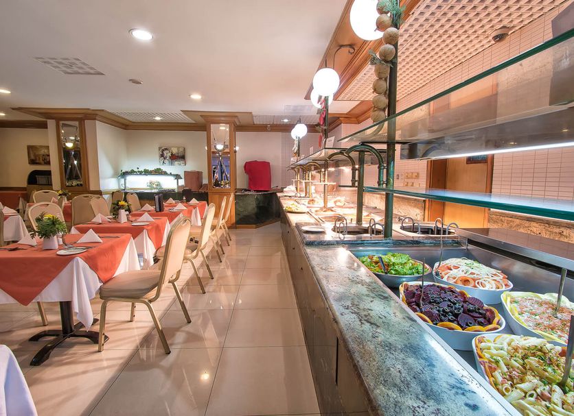 ビュッフェ 写真