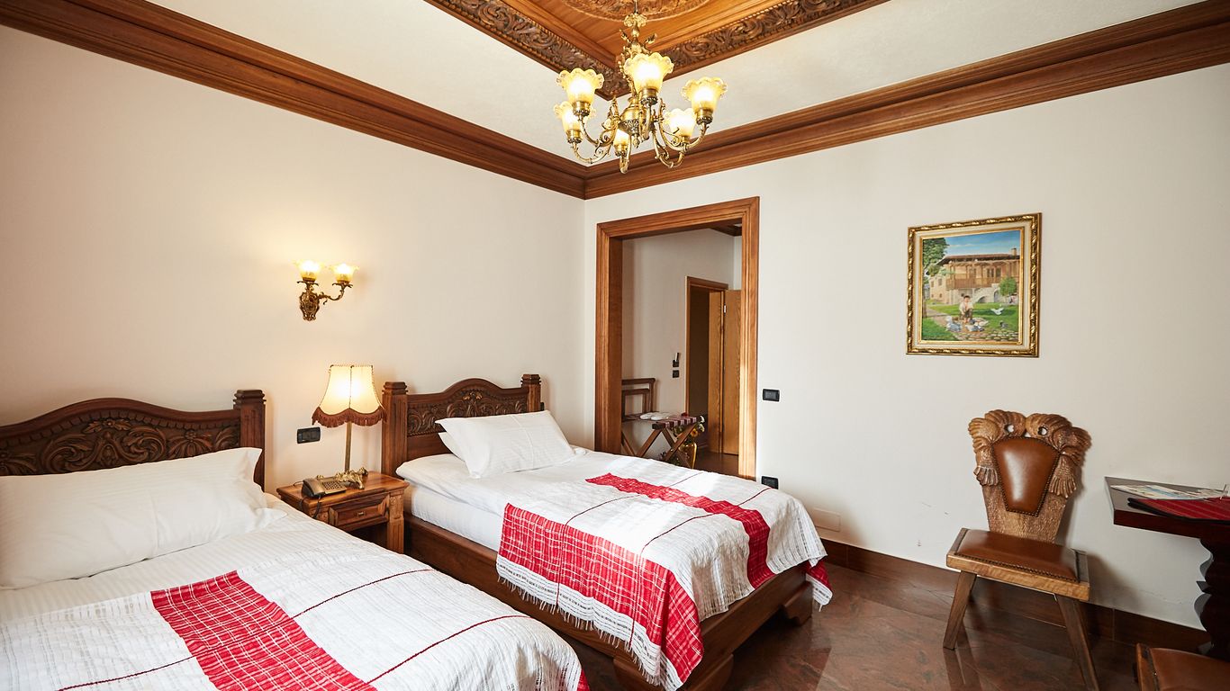 ブリラント アンティーク ホテルの最安値 7 337 ティラナの人気ホテルの料金比較 格安予約 Kayak カヤック