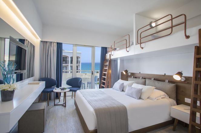 ロードスビーチホテル&スパ